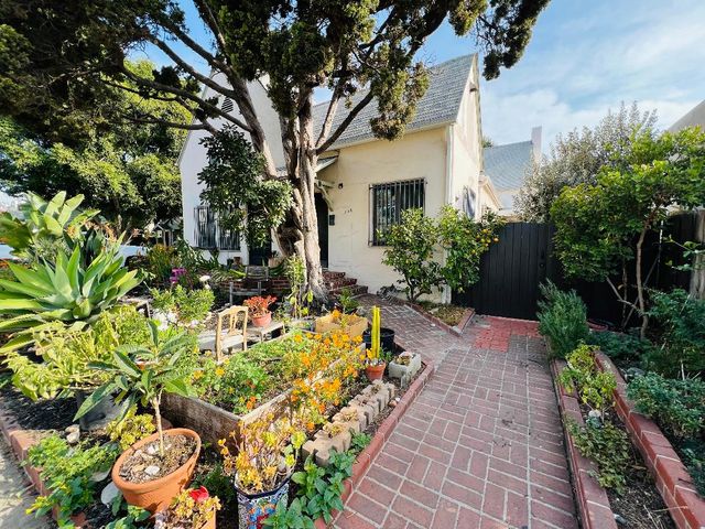 1144 N  Hudson Ave #1/2, Los Angeles, CA 90038