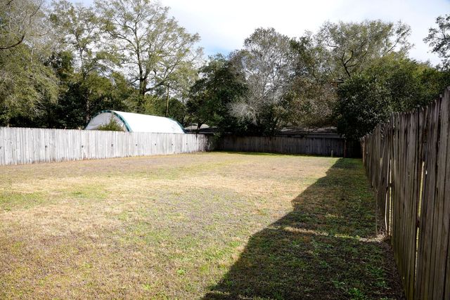 114 Quince Ave, Niceville, FL 32578