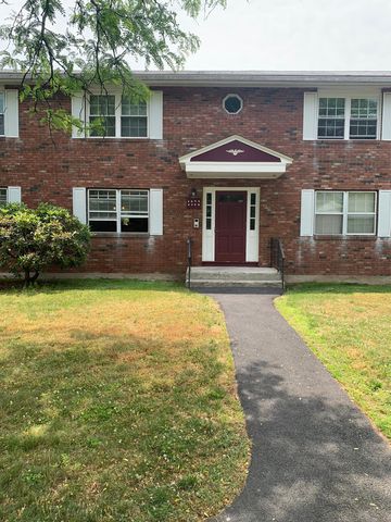 1079 Blue Hills Ave #E, Bloomfield, CT 06002