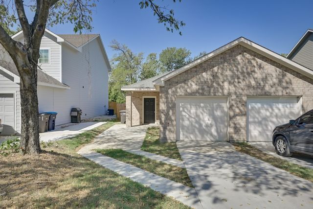 2028 Brookes St, Fort Worth, TX 76105