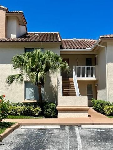 14207 Glenmoor Dr, West Palm Beach, FL 33409