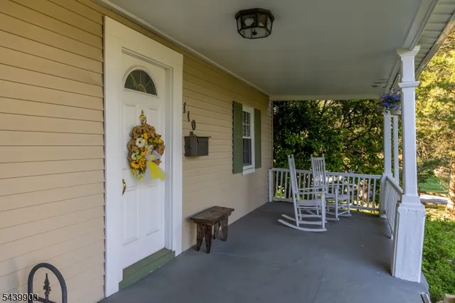 110 Vail St, Hackettstown, NJ 07840