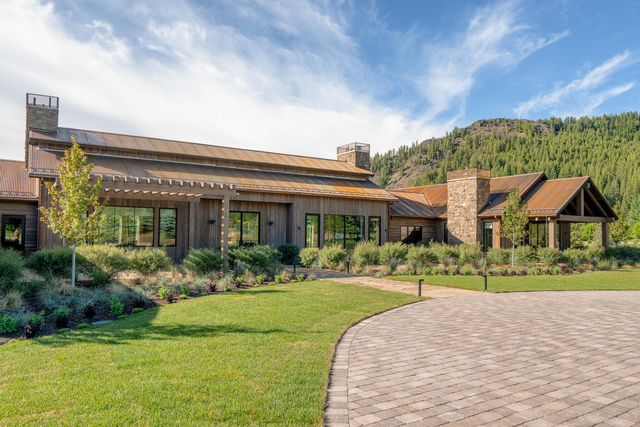 201 High Meadows Ln, Ketchum, ID 83340