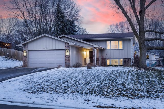 4658 Beacon Hill Rd, Eagan, MN 55122