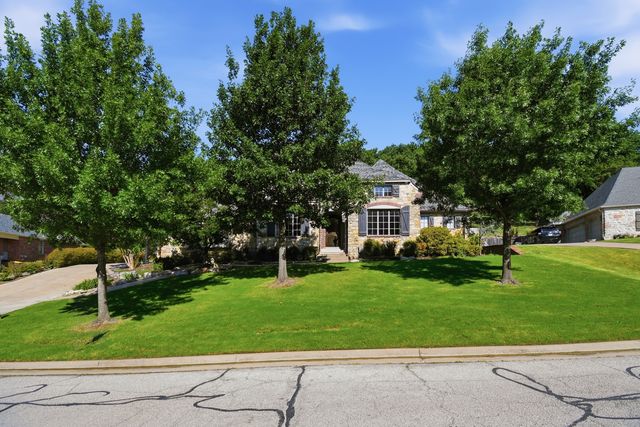 12316 S  16th St, Jenks, OK 74037