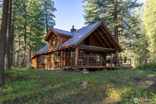 583 B Twisp River Road, Twisp, WA 98856