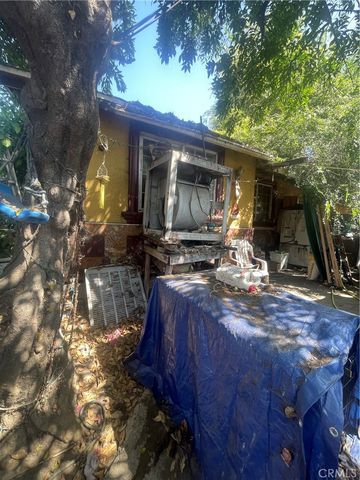 11465 Sunburst St, Sylmar, CA 91342