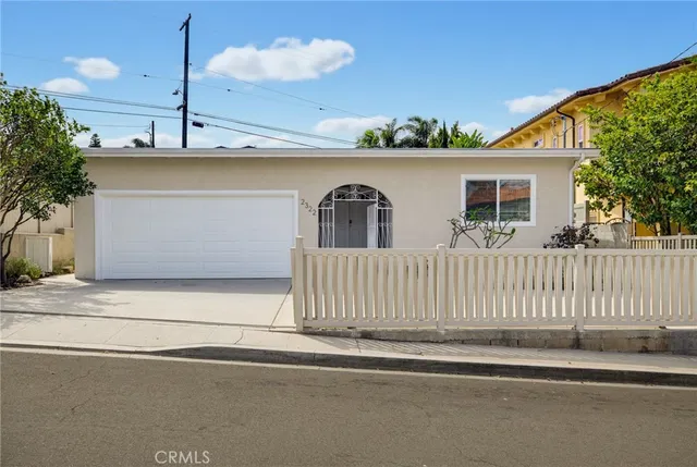 2322 Pullman Ln, Redondo Beach, CA 90278