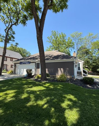904 Bluffway Dr #902, Columbus, OH 43235