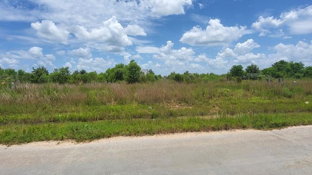 574 Road 5702, Cleveland, TX 77327