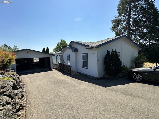 1971 E  6th Ave, Sutherlin, OR 97479