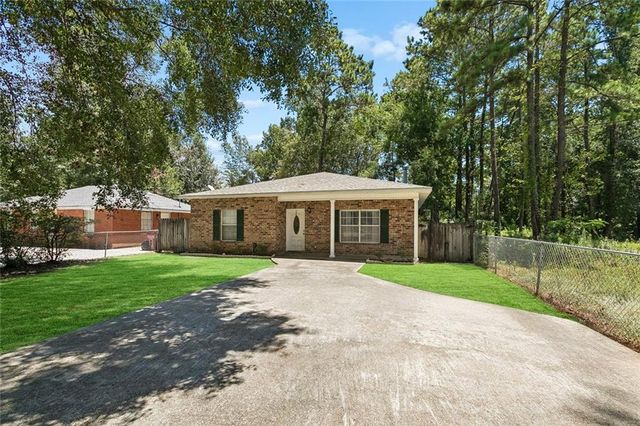 1335 Girod St, Mandeville, LA 70448
