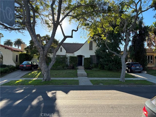 2249 Selby Ave, Los Angeles, CA 90064