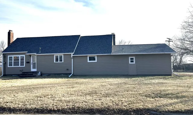 1104 27th St, Belleville, KS 66935