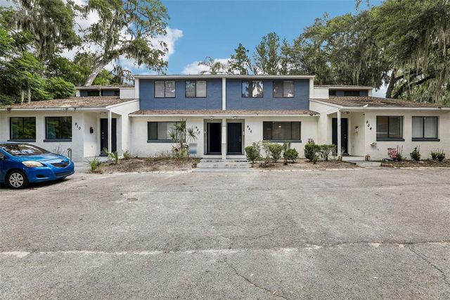 904 Sumter St, Leesburg, FL 34748