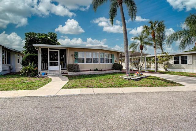 510 Lily Of The Valley Dr, Venice, FL 34293
