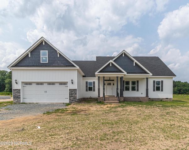 1994 Antioch Road, Pikeville, NC 27863