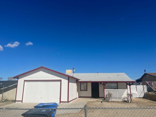 34413 Western Dr, Barstow, CA 92311