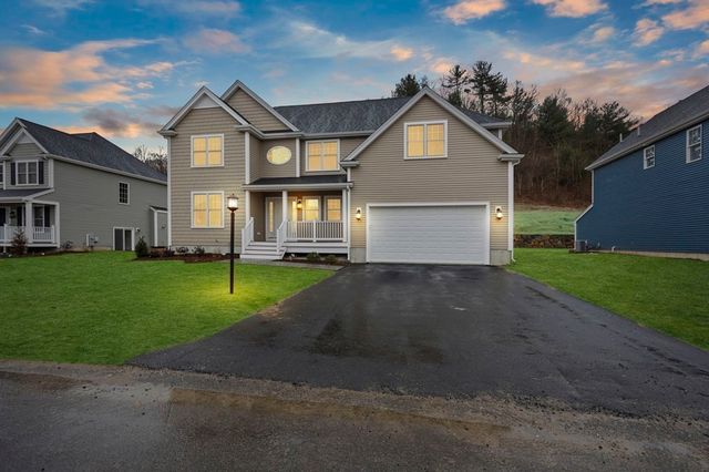 10 Wedge Dr, Lakeville, MA 02347