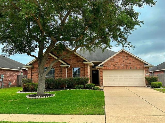 7611 Waterlilly Ln, Pearland, TX 77581