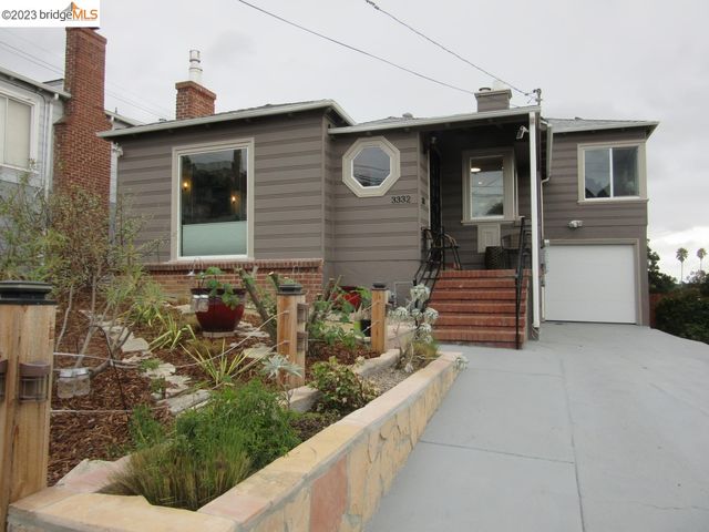 3332 82nd Ave, Oakland, CA 94605