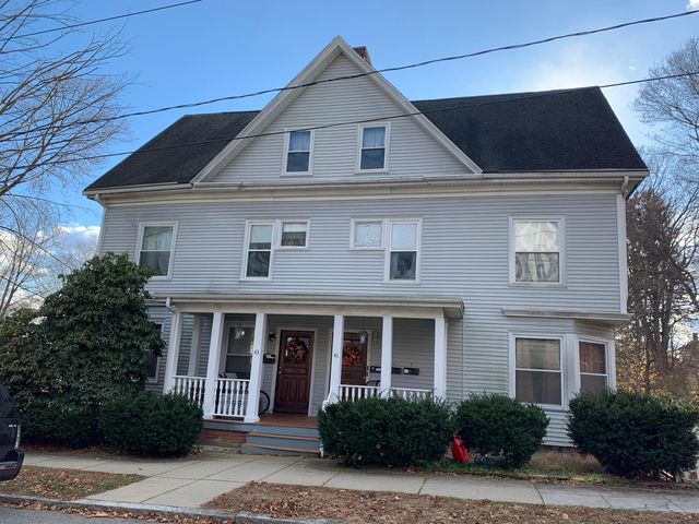 41 Park St, Haverhill, MA 01830