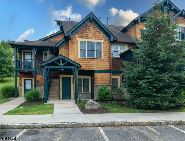 8 Maple Cres unit 21 BLDG 8 #21, Vernon, NJ 07462