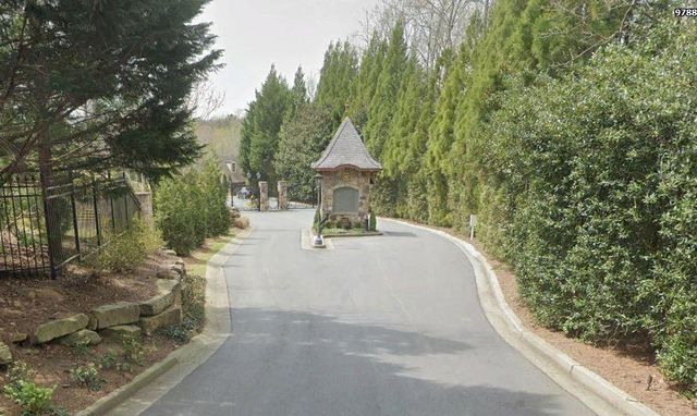 9675 Almaviva Dr, Johns Creek, GA 30022