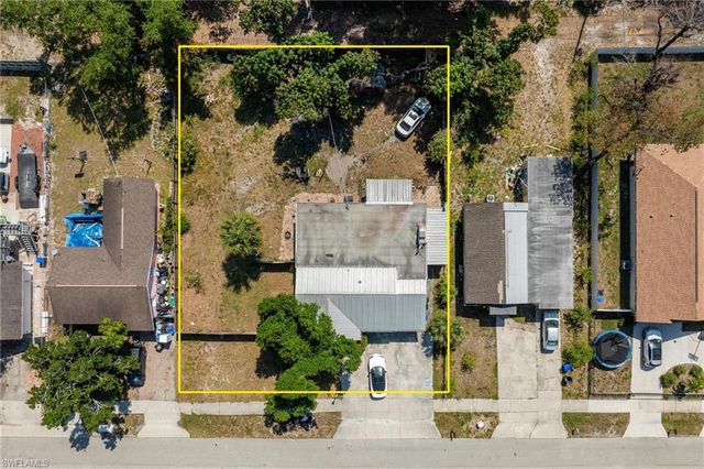 2821 Meadow Ave, Fort Myers, FL 33901