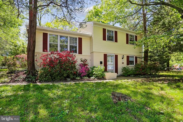 803 Burdette Rd, Rockville, MD 20851