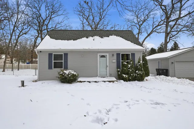 N9158 Hickory STREET, East Troy, WI 53120