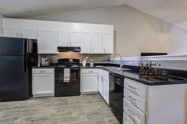 100 Waterview Dr NW #1104, Concord, NC 28027