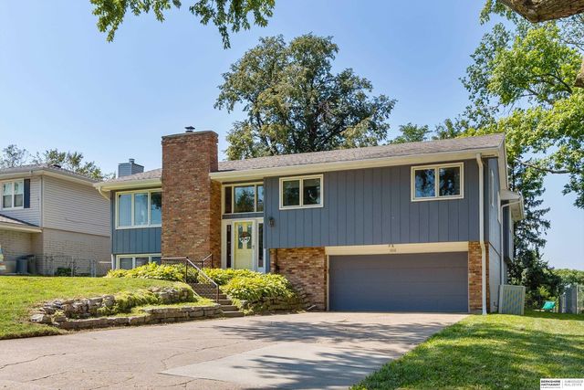 5018 N  115th St, Omaha, NE 68164