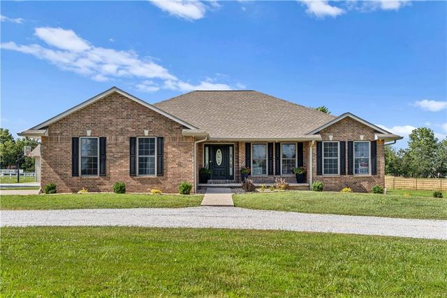 14859 E  Rebel Rd, Nevada, MO 64772