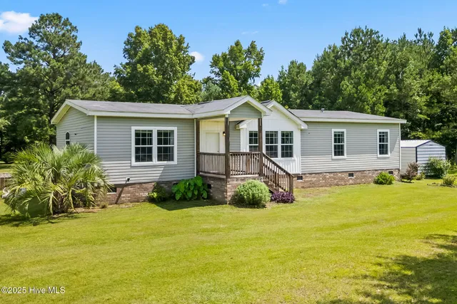 309 H Coleman Lane, Tabor City, NC 28463