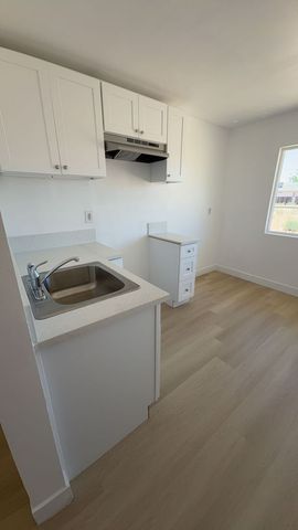13336 Mohawk Rd #3, Apple Valley, CA 92308