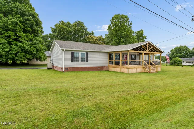 117 Lincoln St, Unicoi, TN 37692