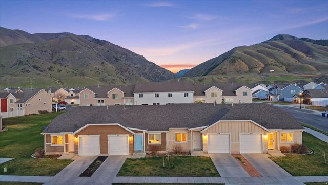 419 S  1250 E, Hyrum, UT 84319