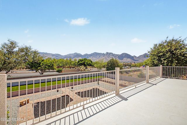 12592 N  Pioneer Way, Oro Valley, AZ 85755