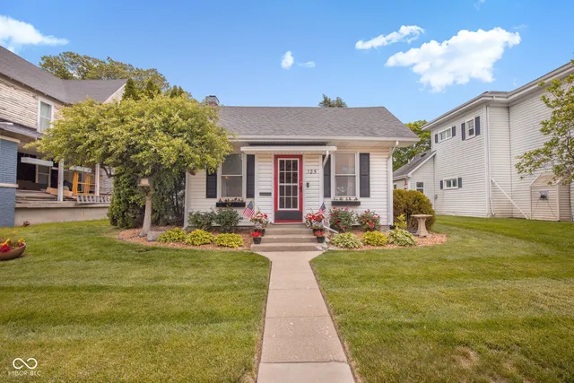 125 W  North ST, TIPTON, IN 46072
