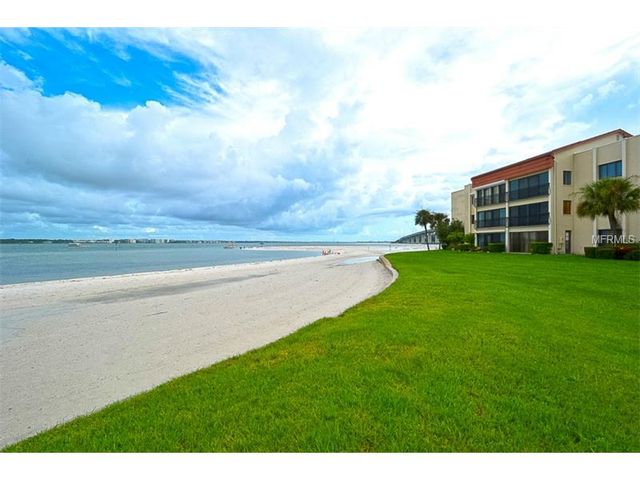 825 S  Gulfview Blvd #207, Clearwater, FL 33767