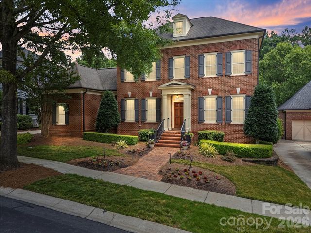 9414 Heydon Hall Cir, Charlotte, NC 28210