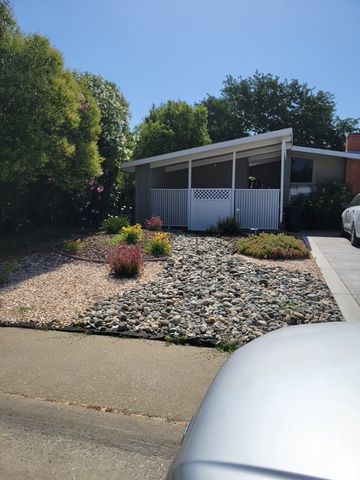 1633 Cindy Cir, Roseville, CA 95661