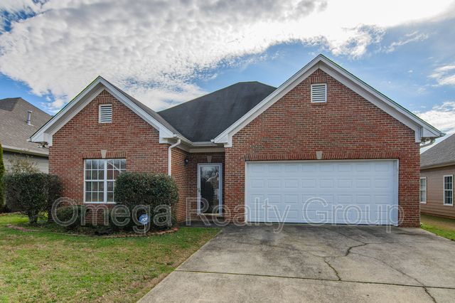 1030 Lexington Dr, Moody, AL 35004