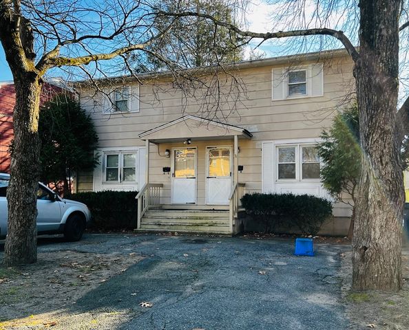 77 Decatur St, Indian Orchard, MA 01151