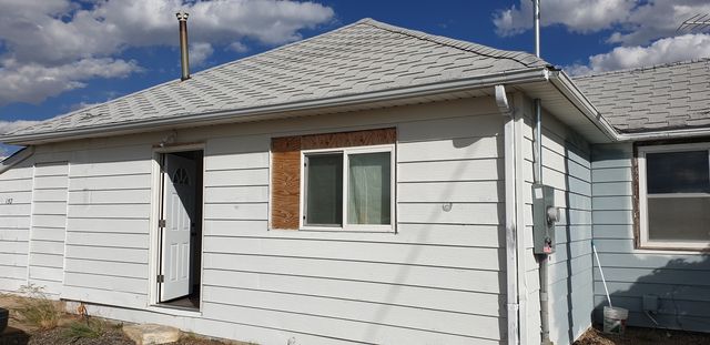 152 S  Tipperary St, Hanna, WY 82327
