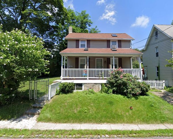 543 Old Lancaster Rd, Haverford, PA 19041