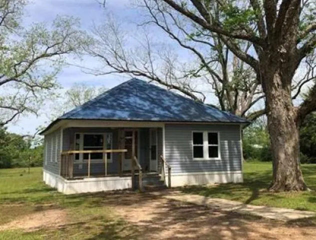 69 County Road 523, Elba, AL 36323