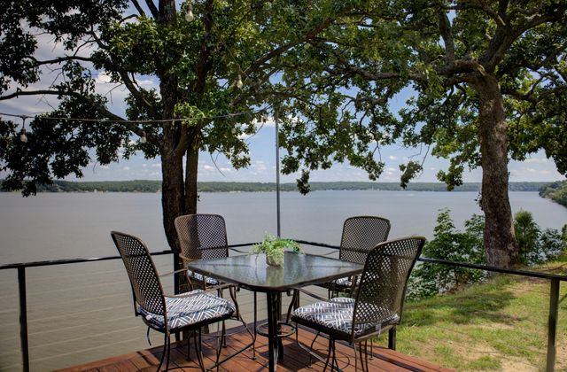 33601 Dogwood Clf #8, Afton, OK 74331
