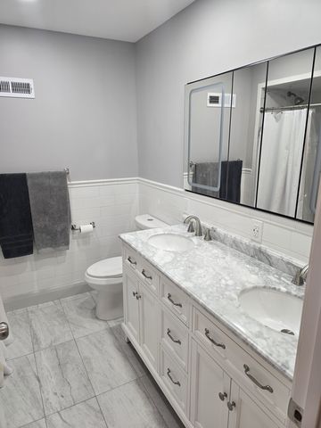 9809 E  Grantview Dr, Saint Louis, MO 63123